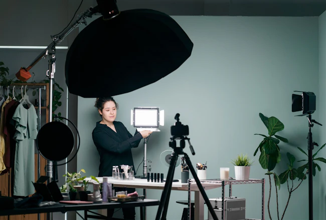 FIVE PRO STYLES FOR PRODUCT PHOTOGRAPHY | Digital Photographer Issue 257